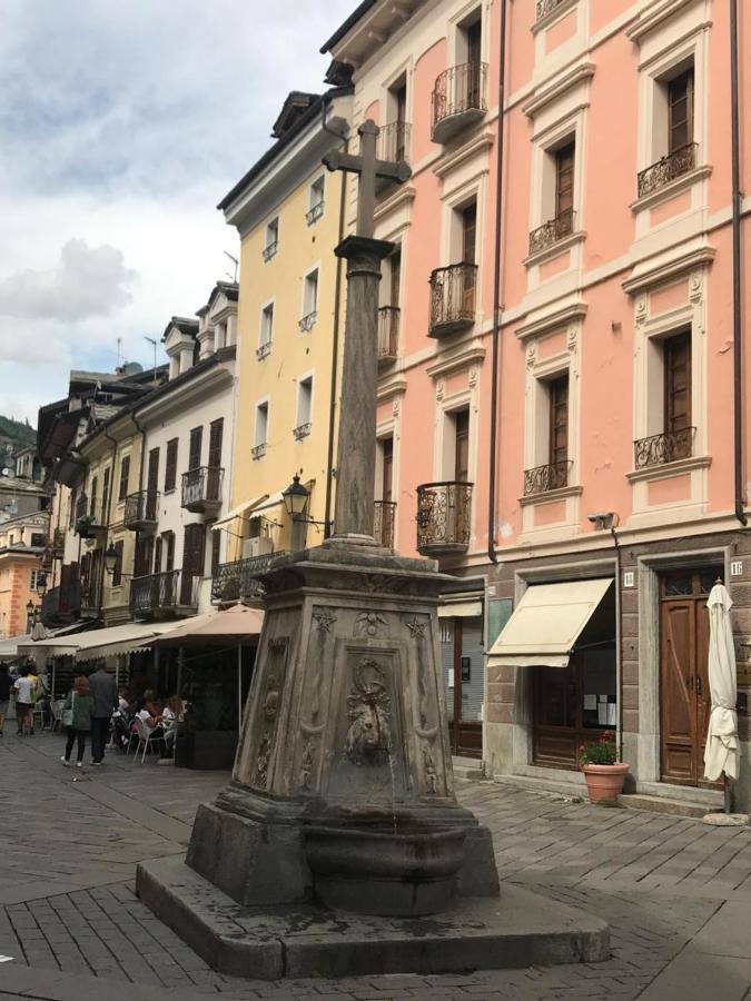 Apartamento Il Nido Aosta Exterior foto